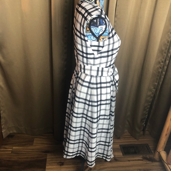 Rirandure Sleeveless Faux Wrap Dress - Picture 5 of 16